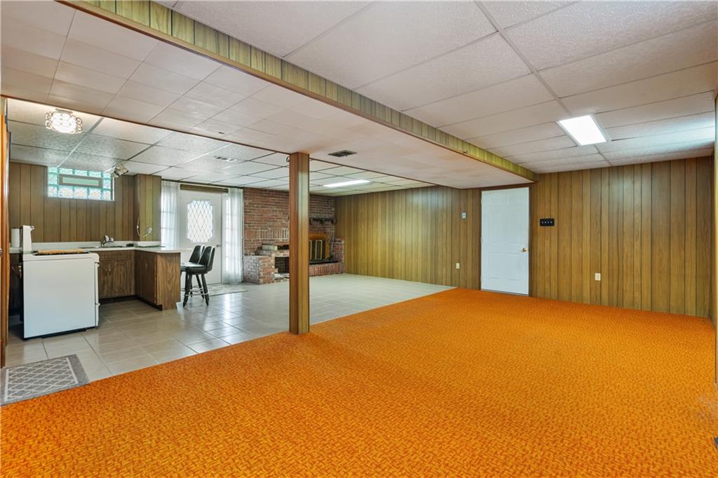 446 Aten Road Coraopolis, PA 15108 - Photo 18 of 36 Gallery Image 18