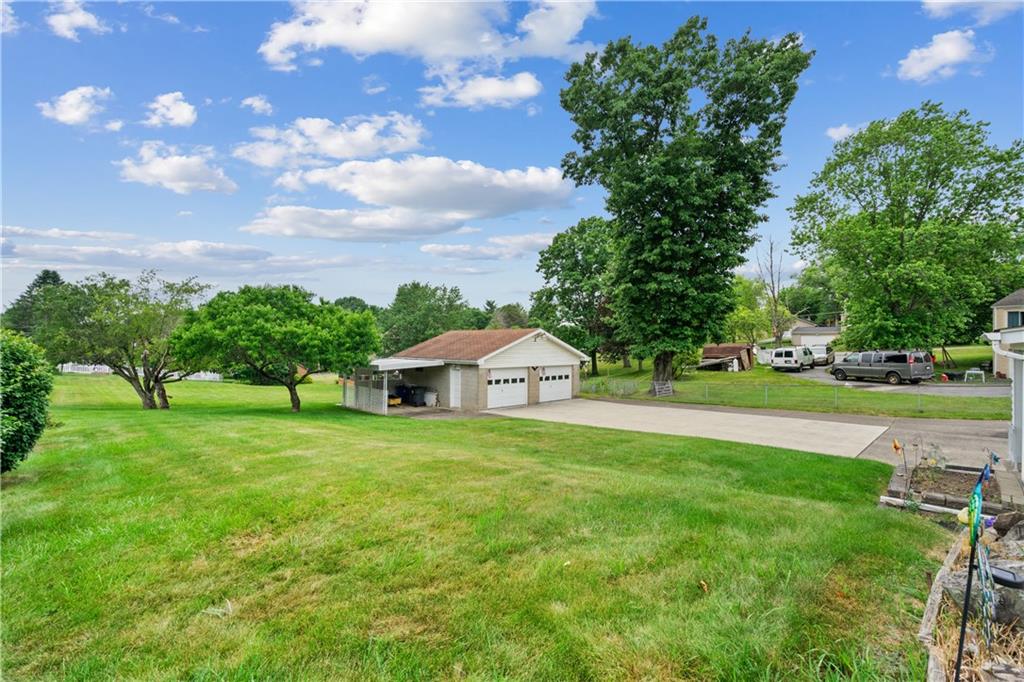 446 Aten Road Coraopolis, PA 15108 - Photo 6 of 36 Gallery Image 6