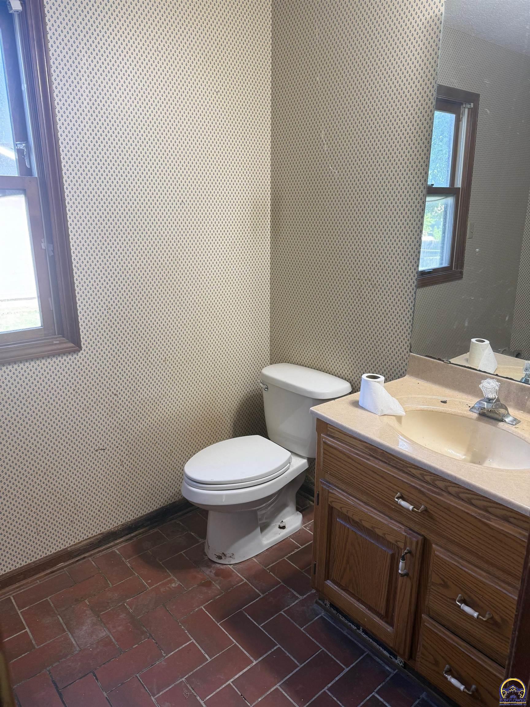 2509 Southwest Staffordshire Road Topeka, KS 66614 - Photo 24 of 28