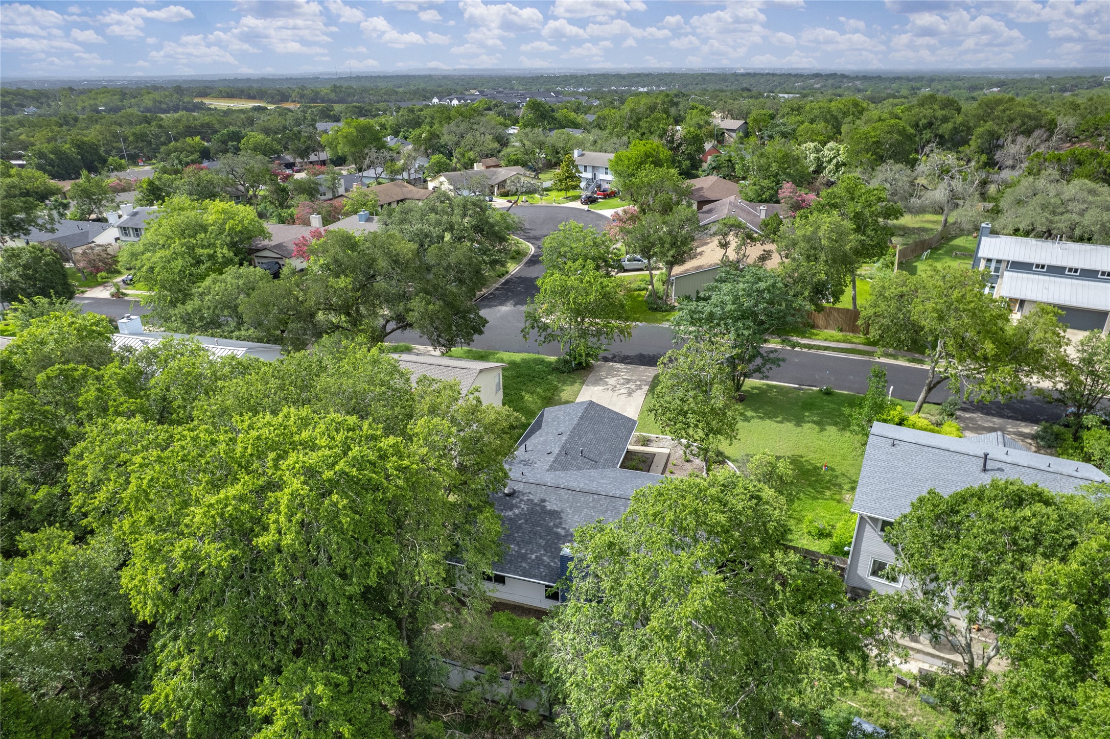 2102 Lear Lane Austin, TX 78745 - Photo 31 of 32