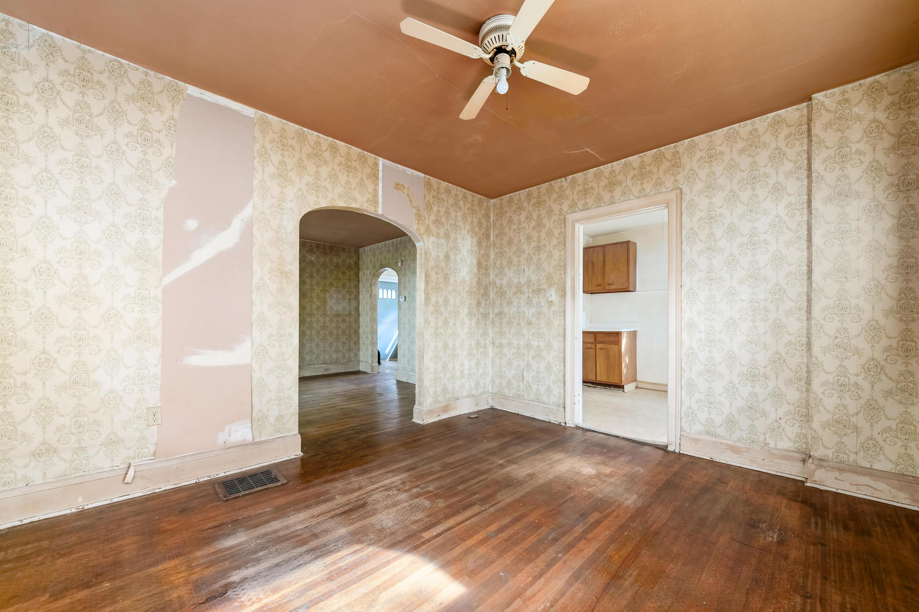 913 Timberman Road Columbus, OH 43212 - Photo 28 of 36 L_913_Timberman_Rd019