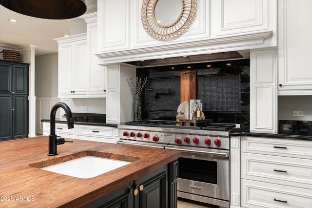 $4,749,500 | 6113 East Calle Del Norte, Scottsdale, AZ 85251