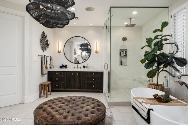 $4,749,500 | 6113 East Calle Del Norte, Scottsdale, AZ 85251