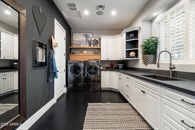 $4,749,500 | 6113 East Calle Del Norte, Scottsdale, AZ 85251