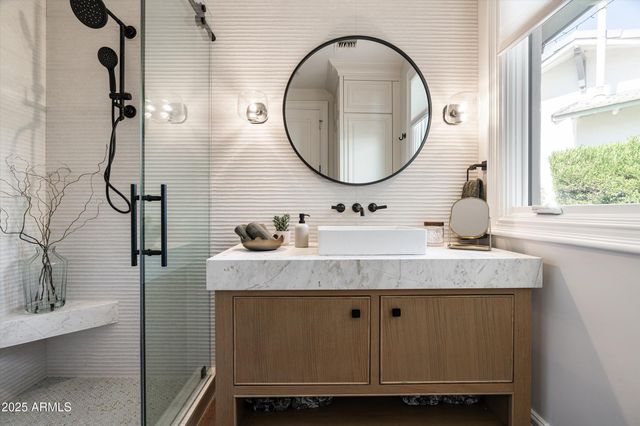 $4,749,500 | 6113 East Calle Del Norte, Scottsdale, AZ 85251