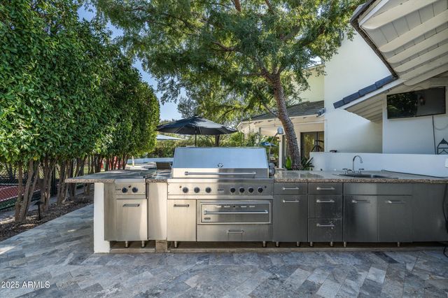 $4,749,500 | 6113 East Calle Del Norte, Scottsdale, AZ 85251