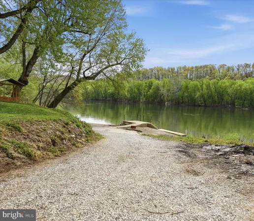 $425,000 | 697 Rivanna Run, Falling Waters, WV 25419