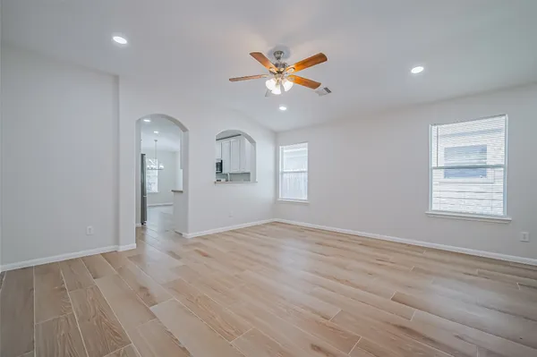 $1,900 | 11615 Standing Pine Lane, Tomball, TX 77375