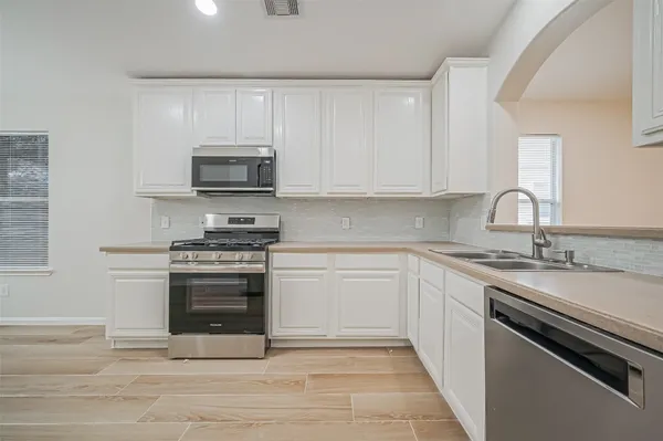 $1,900 | 11615 Standing Pine Lane, Tomball, TX 77375