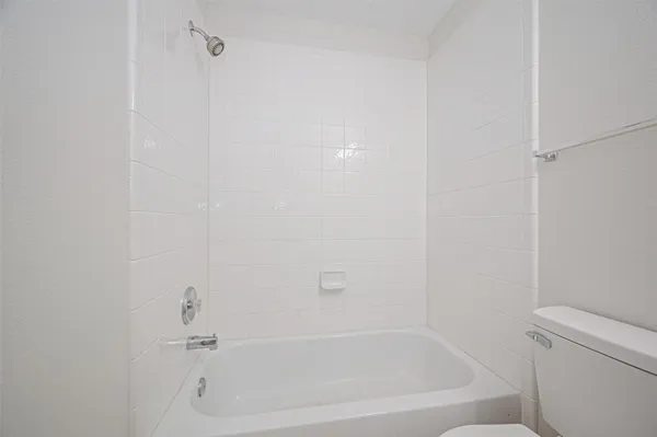 $1,900 | 11615 Standing Pine Lane, Tomball, TX 77375