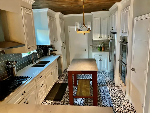 $4,000 | 3359 Ozark Street, Houston, TX 77021