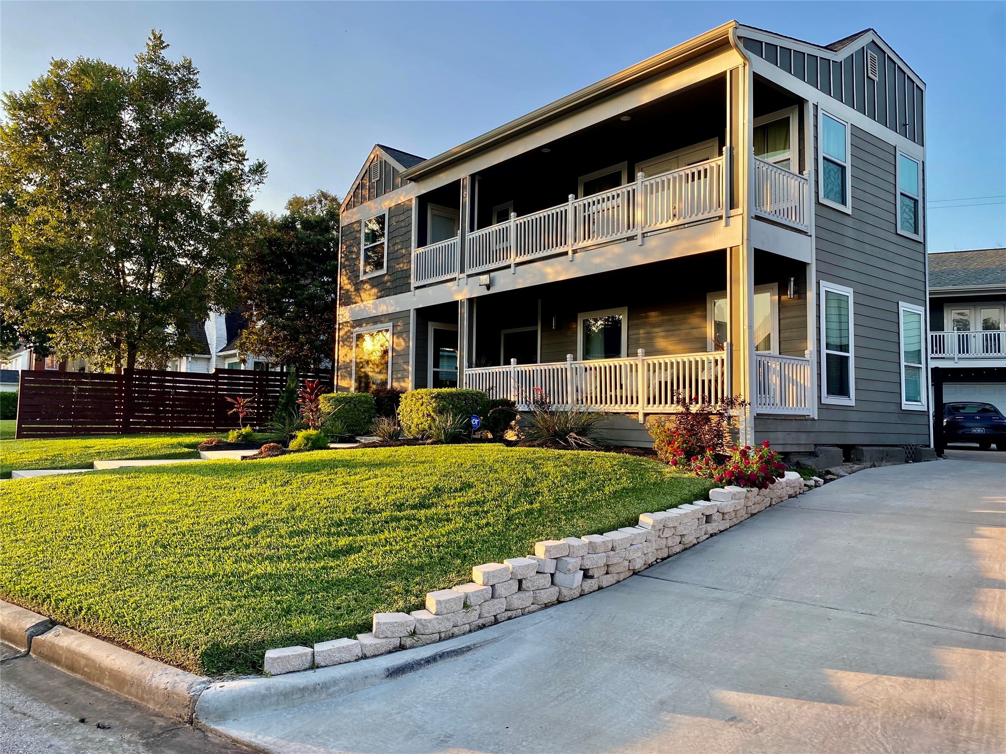 3359 Ozark Street Houston, TX 77021 - Photo 3 of 23