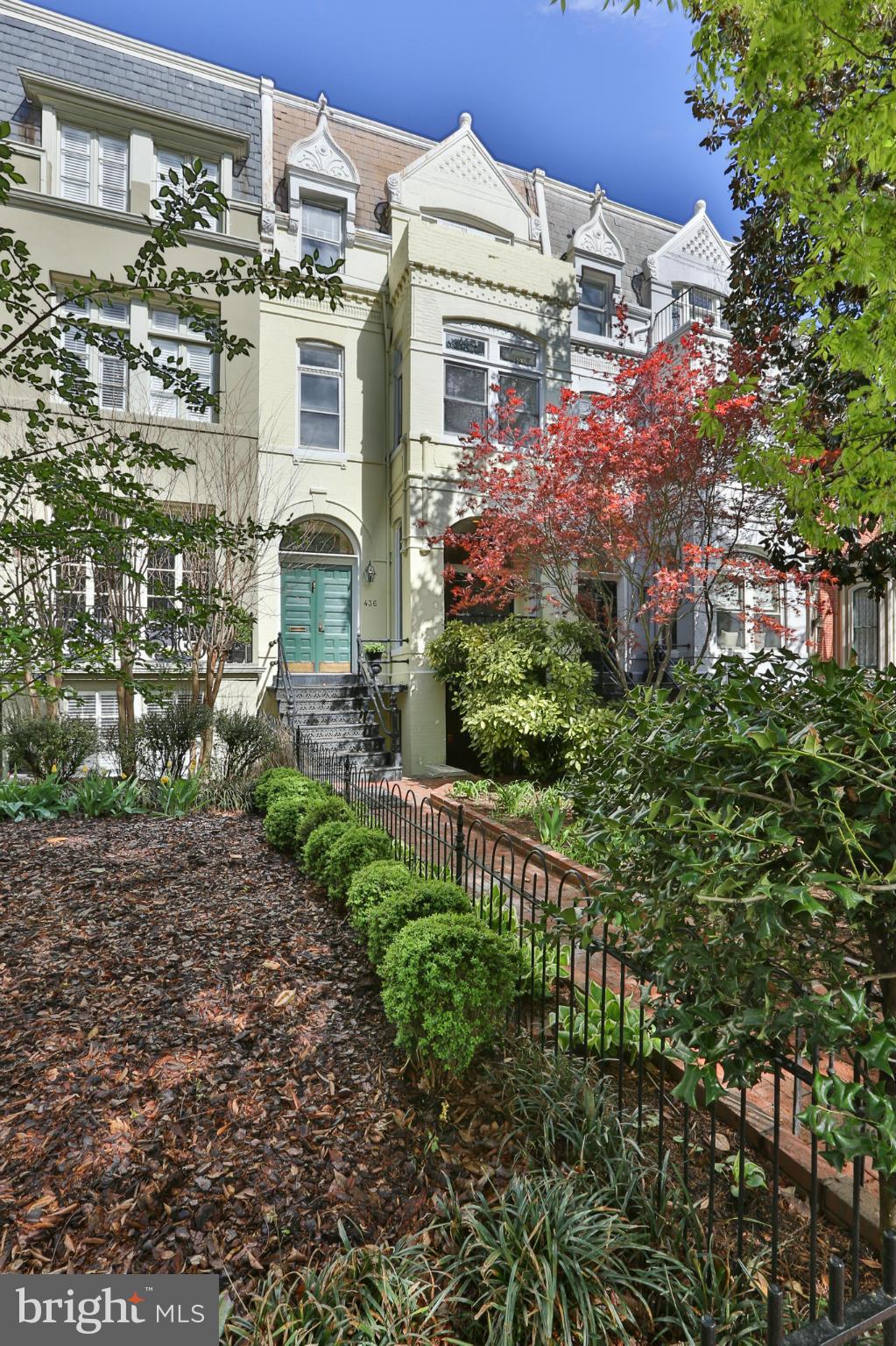 436 New Jersey Avenue Southeast Washington, DC 20003 - Photo 1 of 13 a front view of a house with a garden