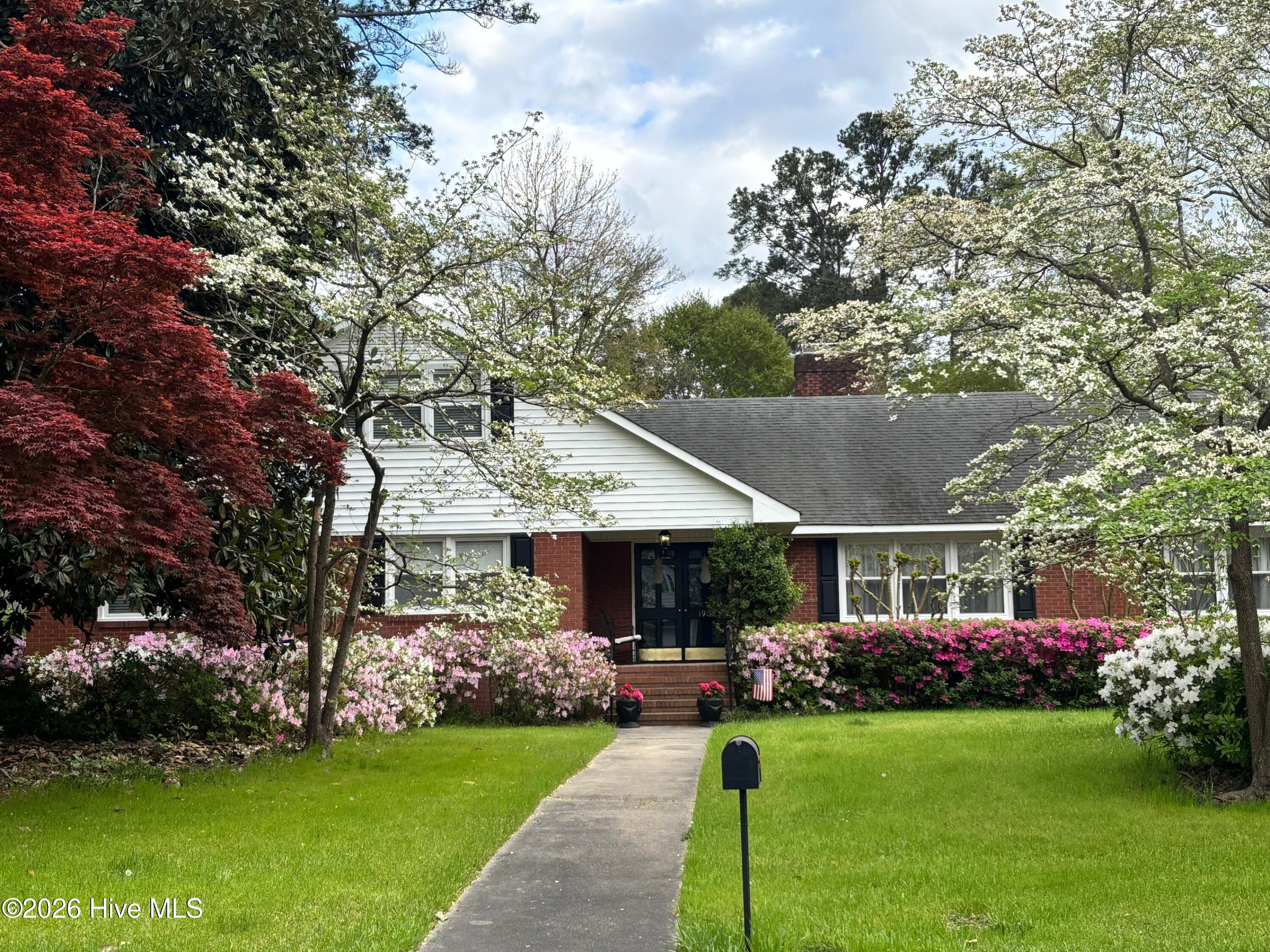 1904 York Street Kinston, NC 28504 - Photo 2 of 60 IMG_6199