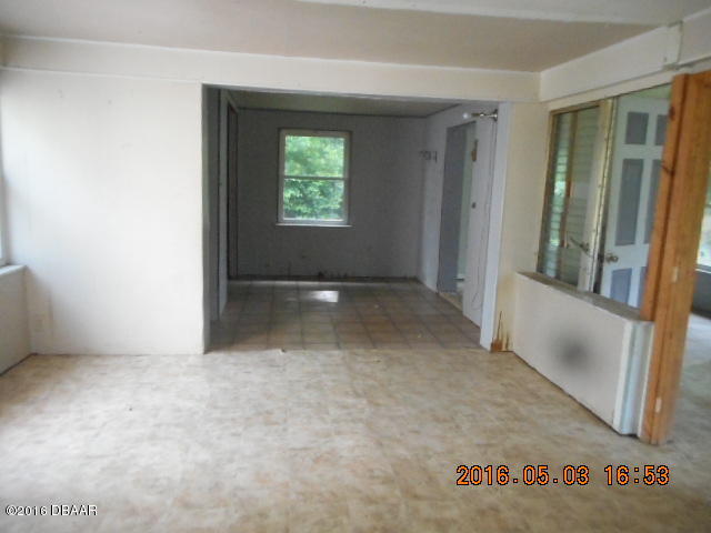 48 Madera Road DeBary, FL 32713 - Photo 3 of 8 2016-05-03 16.53.45
