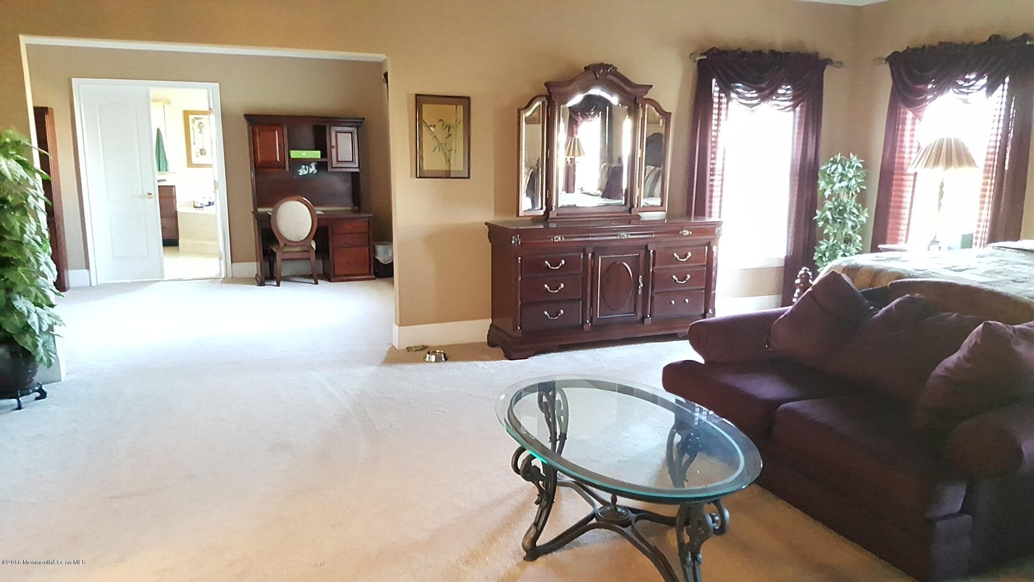 5 Grant Drive Cream Ridge, NJ 08514 - Photo 27 of 56 20160405_173527