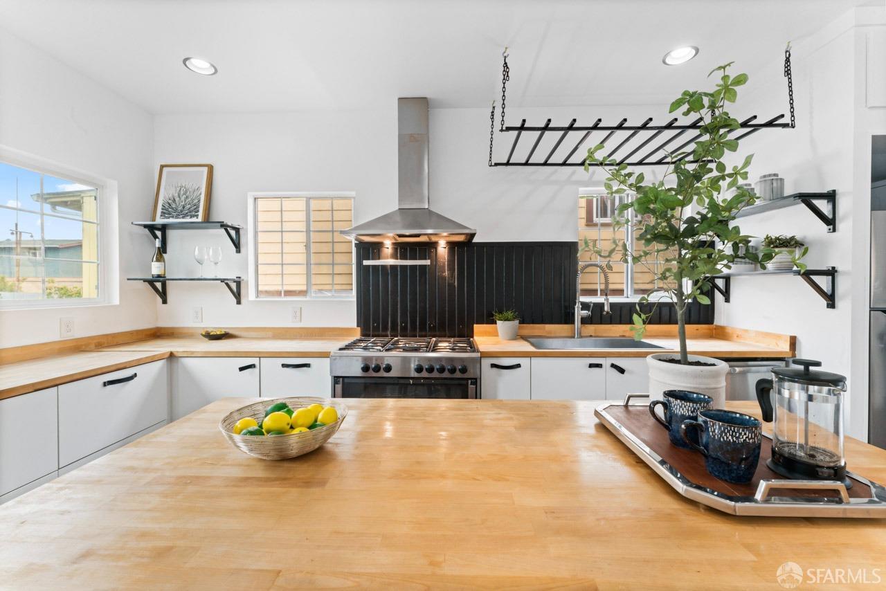 1718 37th Avenue Oakland, CA 94601 - Photo 17 of 33