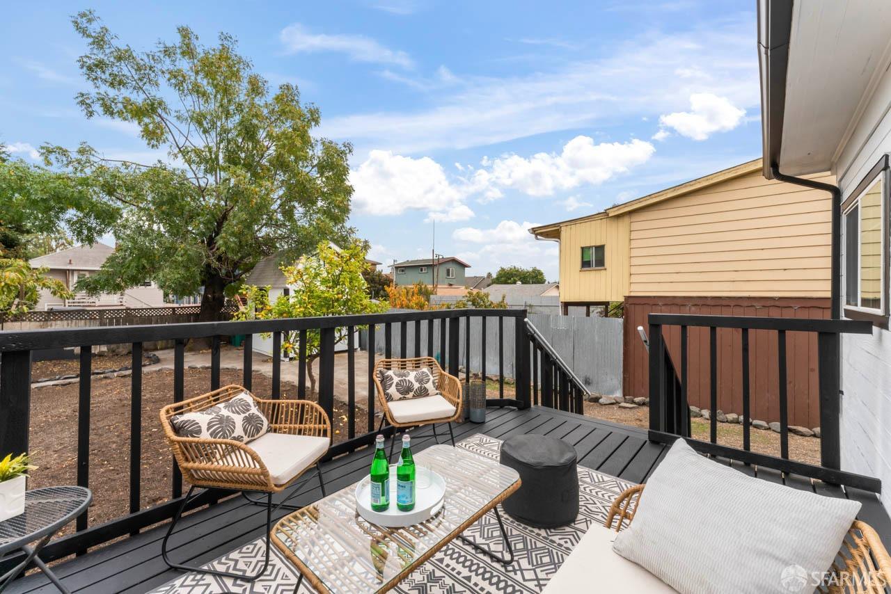 1718 37th Avenue Oakland, CA 94601 - Photo 26 of 33 a view of a patio on the roof deck