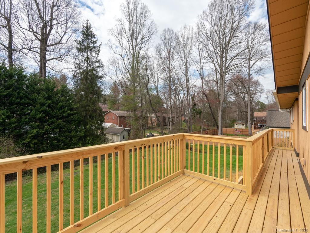 125 Higgins Road Fletcher, NC 28732 - Photo 22 of 36 Gallery Image 22