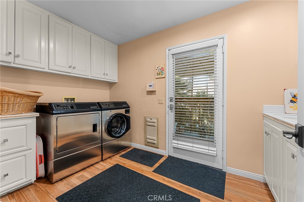 1457 Crestview Road Redlands, CA 92374 - Photo 23 of 60