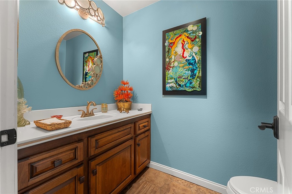 1457 Crestview Road Redlands, CA 92374 - Photo 24 of 60 Main floor Guest Powder room