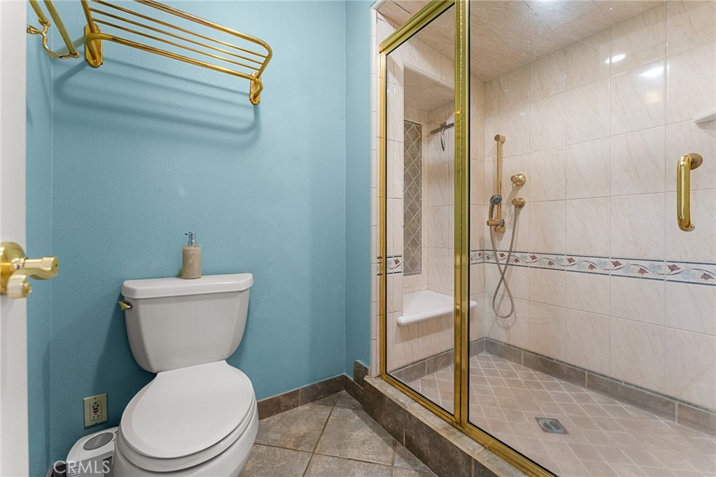 1457 Crestview Road Redlands, CA 92374 - Photo 29 of 60 Shower area of primary en suite bath