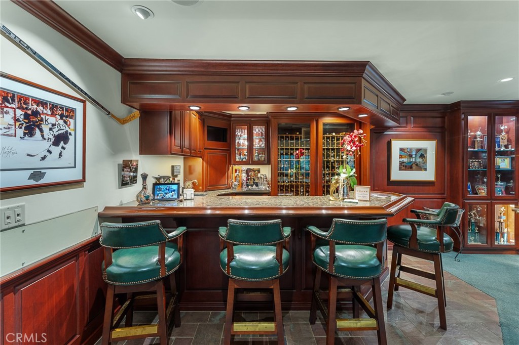 1457 Crestview Road Redlands, CA 92374 - Photo 48 of 60 Bar area in Game Room