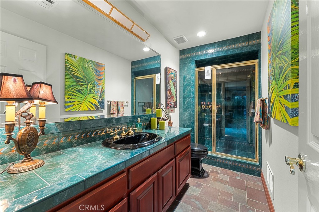 1457 Crestview Road Redlands, CA 92374 - Photo 50 of 60 Guest Bath, lower level, with shower