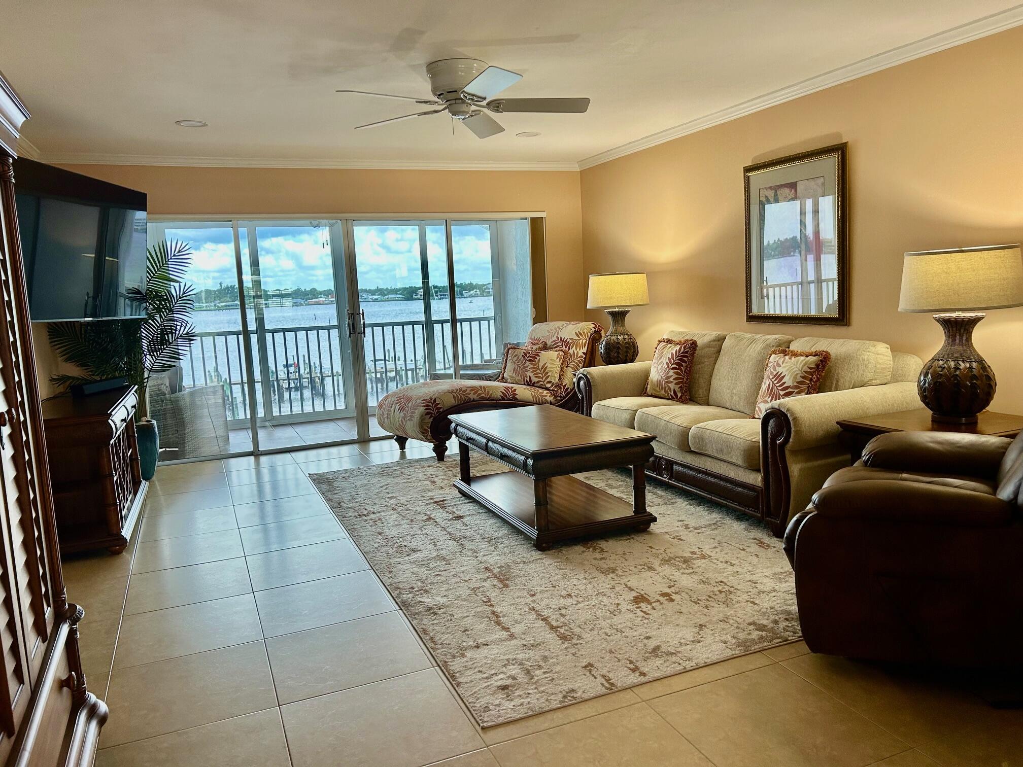 1868 Southwest Palm City Road, Unit 304 Stuart, FL 34994 - Photo 3 of 27 Windjammer LR 3