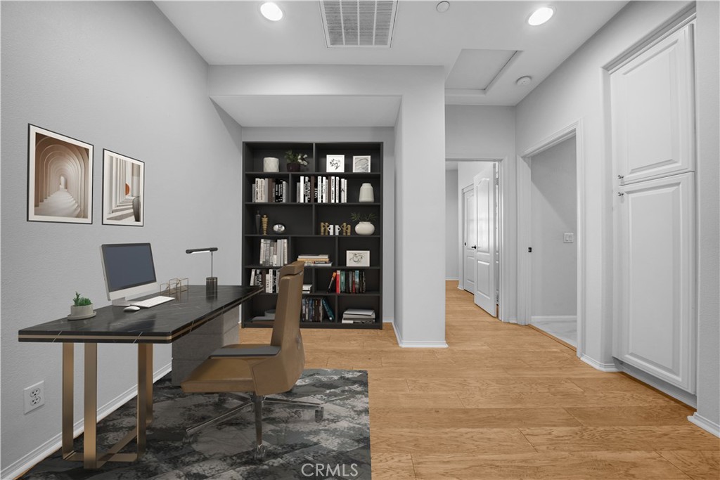 5 Arlington Street Ladera Ranch, CA 92694 - Photo 13 of 26 a workspace with furniture and window