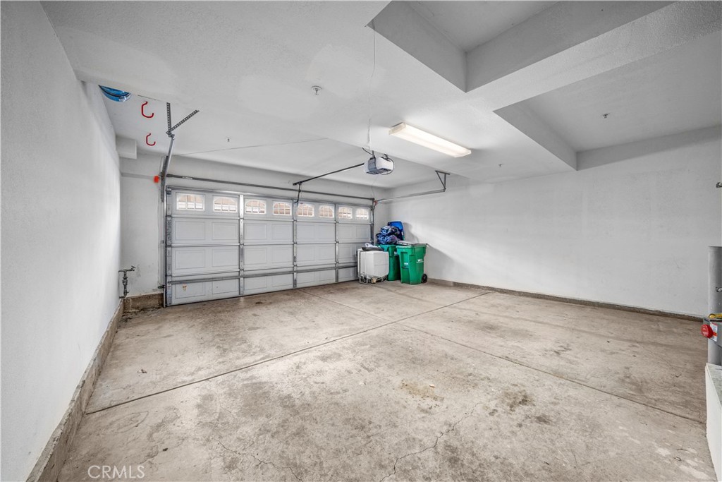 5 Arlington Street Ladera Ranch, CA 92694 - Photo 24 of 26 a view of a garage