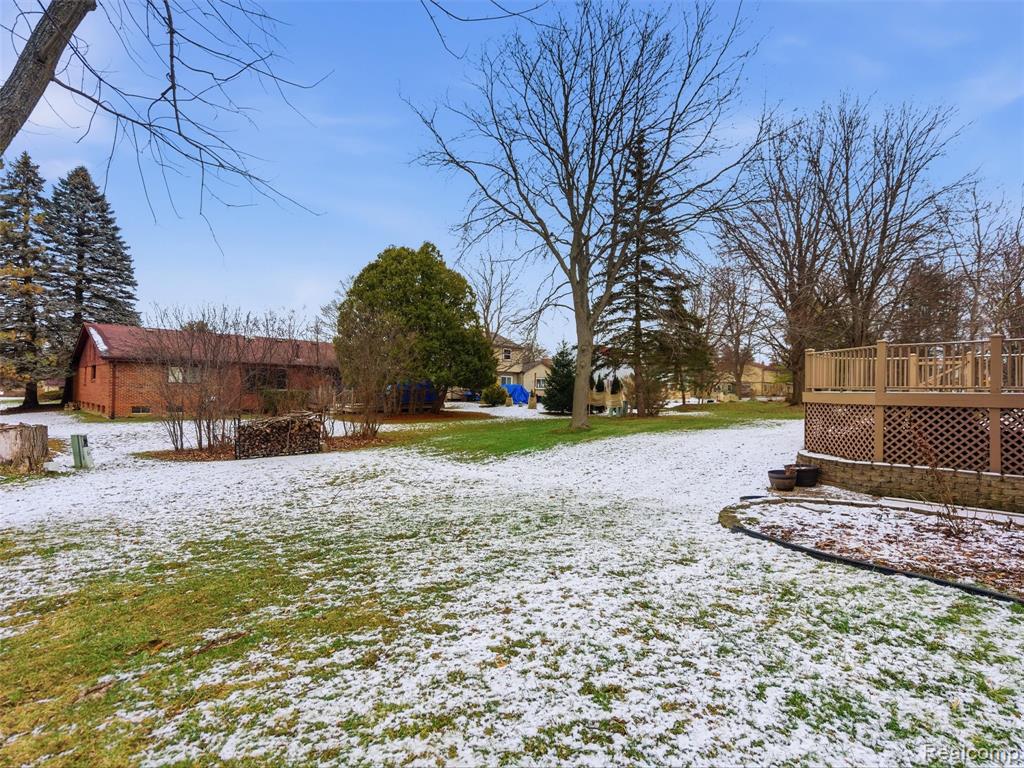 1595 Deerhurst Lane Rochester Hills, MI 48307 - Photo 37 of 40