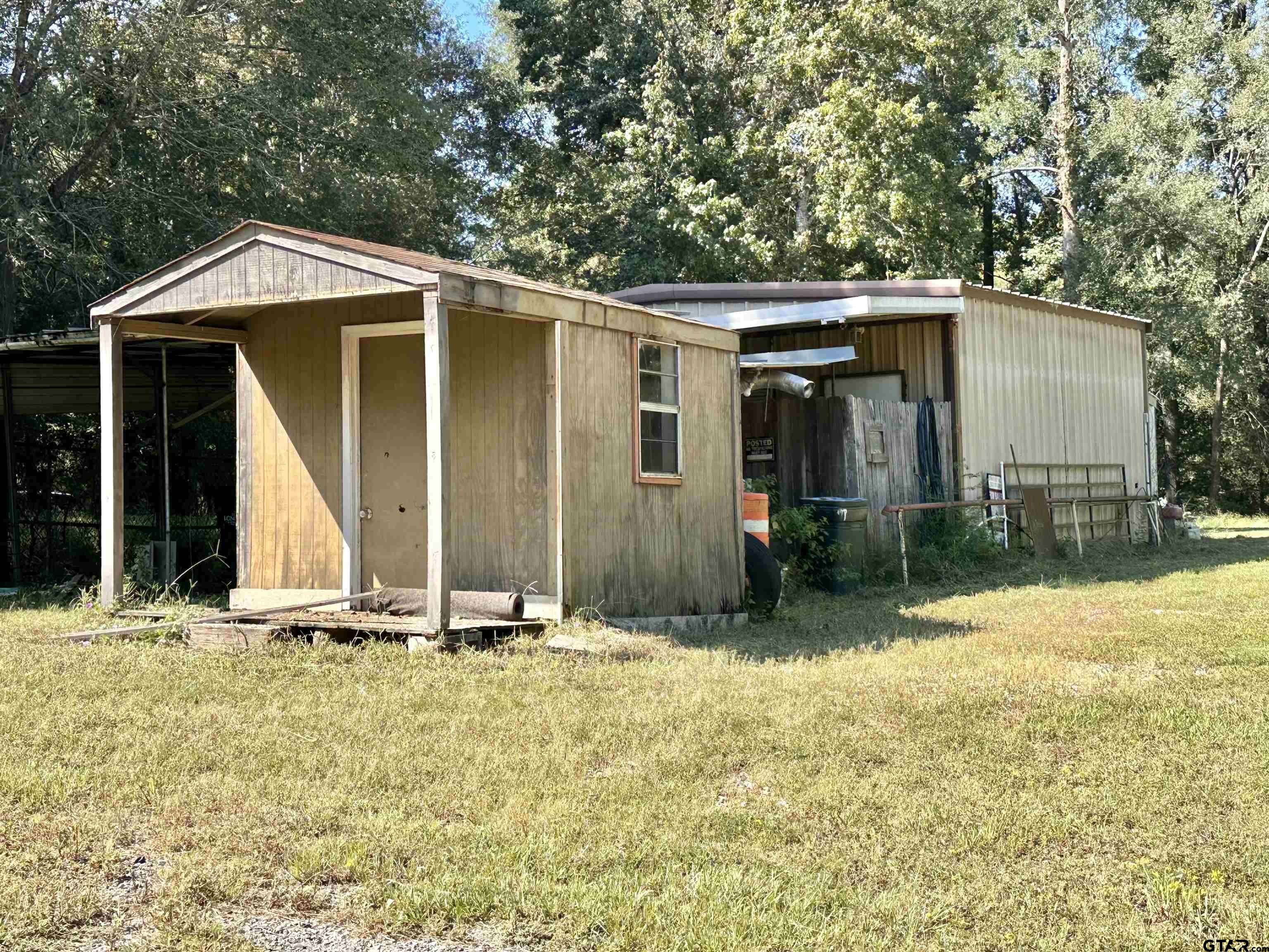 3501 Boyd Road Longview, TX 75604 - Photo 39 of 40 a front view of house with yard