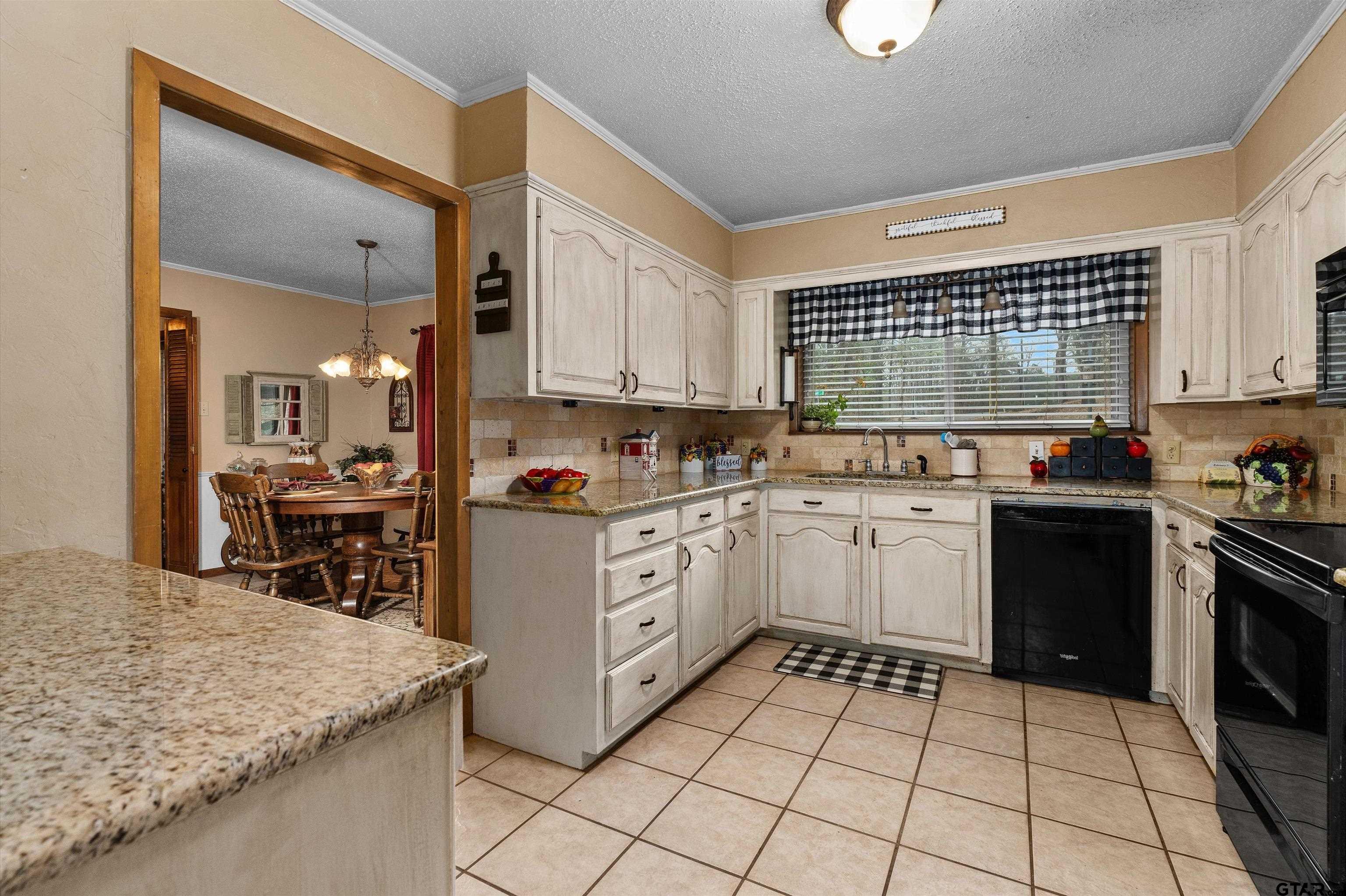 3501 Boyd Road Longview, TX 75604 - Photo 7 of 39