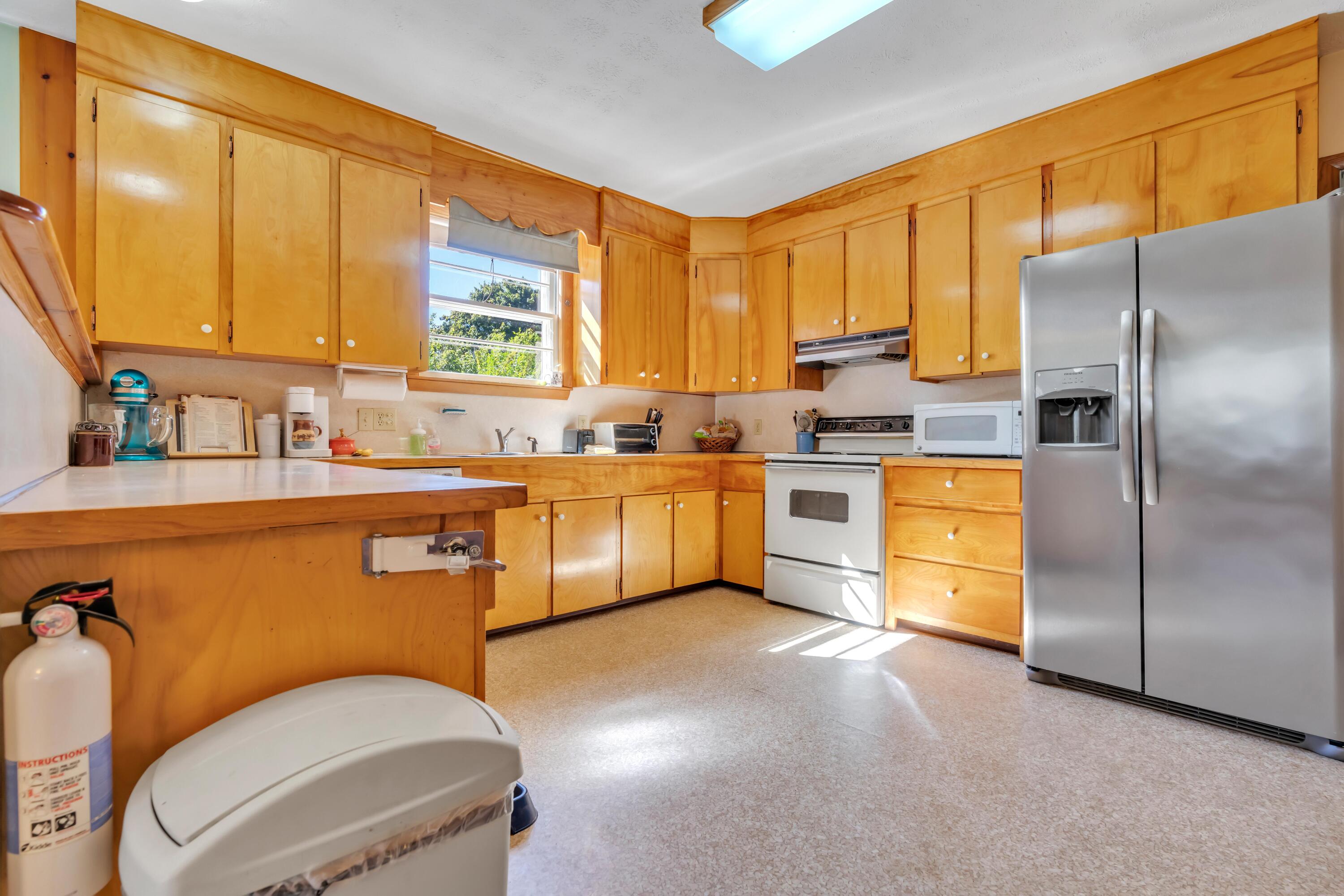 17 Kettle Cove Road Cape Elizabeth, ME 04107 - Photo 7 of 54 _DSC9981