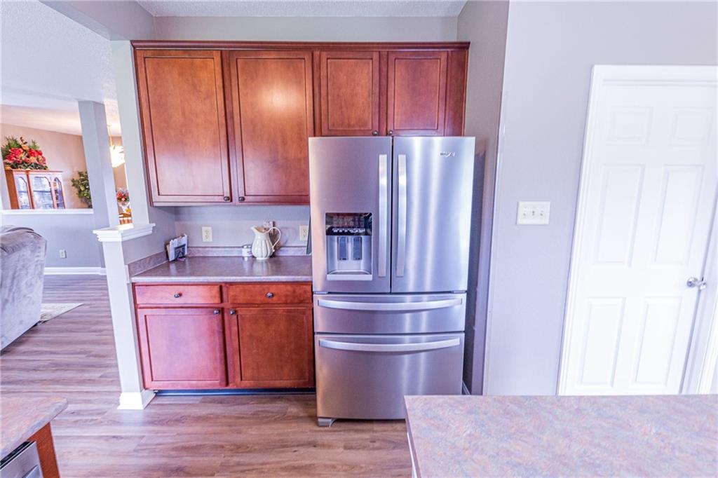 9938 Blue Ridge Way Indianapolis, IN 46234 - Photo 4 of 25 Gallery Image 4