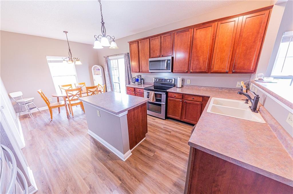 9938 Blue Ridge Way Indianapolis, IN 46234 - Photo 5 of 25 Gallery Image 5