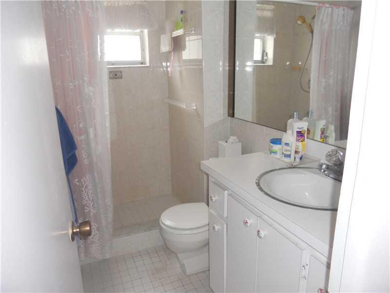901 South Surf Road, Unit 507 Hollywood, FL 33019 - Photo 9 of 11 Exterior Front