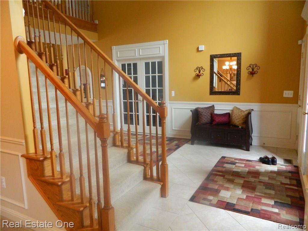 1053 Seville Road Rochester Hills, MI 48309 - Photo 20 of 66