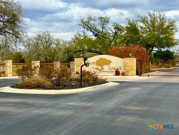 a view of a outdoor space