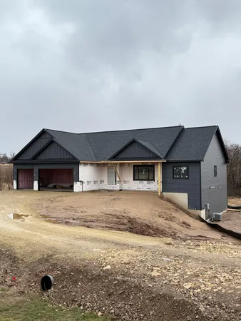 $750,000 | 1483 48th Street, Somerset, WI 54025
