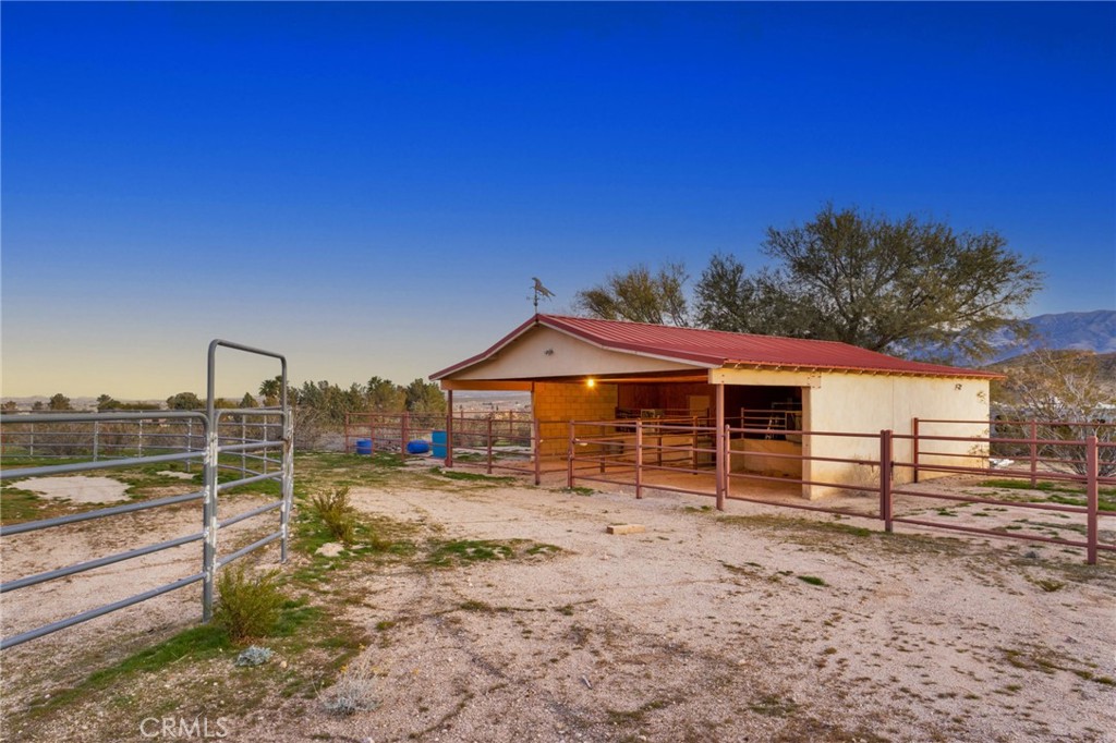 31024 Rabbit Springs Road Lucerne Valley, CA 92356 - Photo 64 of 75