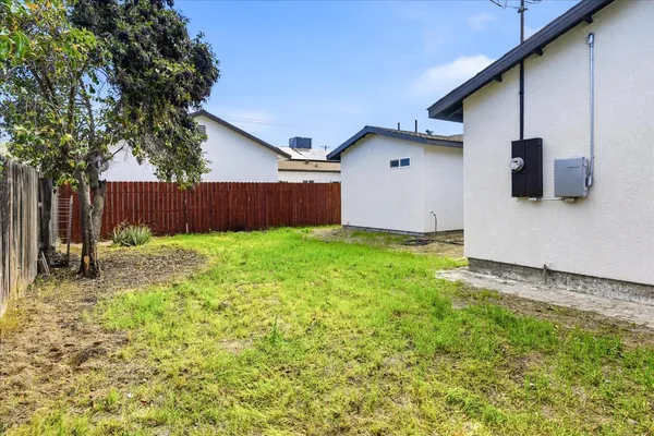 $425,000 | 2020 Aspen Street, Selma, CA 93662