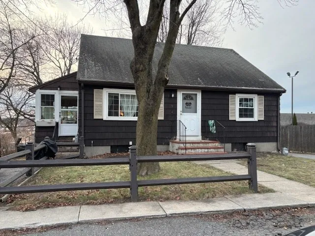 $3,250 | 9 Garden Terrace, Woburn, MA 01801