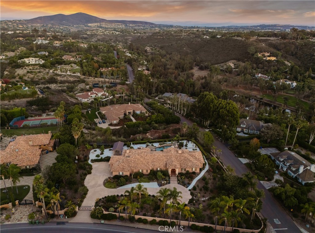 14725 Rancho Santa Fe Farms Road Rancho Santa Fe, CA 92067 - Photo 32 of 36