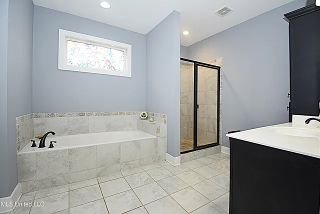 $419,000 | 470 Beacon Hill Drive, Hernando, MS 38632