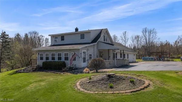 $629,900 | 15064 West River Road, Columbia Station, OH 44028