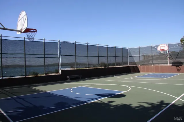 a view of a tennis court