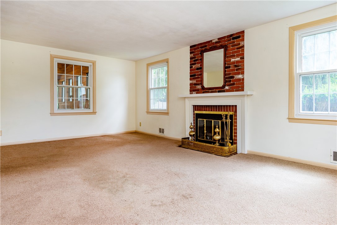 69 Douglas Road Warwick, RI 02886 - Photo 29 of 50