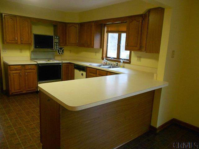 229 Wemple Road Rotterdam, NY 12306 - Photo 13 of 21 Photo 17